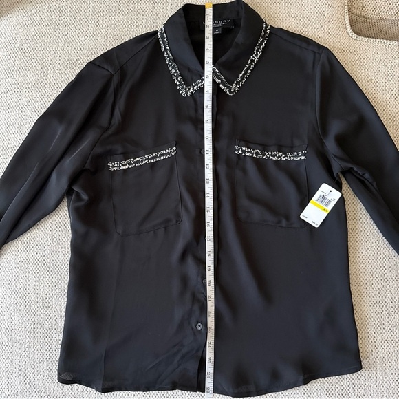 Laundry by Shelli Segal Long Sleeve Button Front Egret Blouse Boucle Trim M NWT - Picture 9 of 9